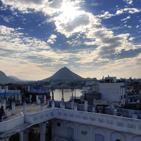 Varah Square Guest House Pushkar Exterior photo