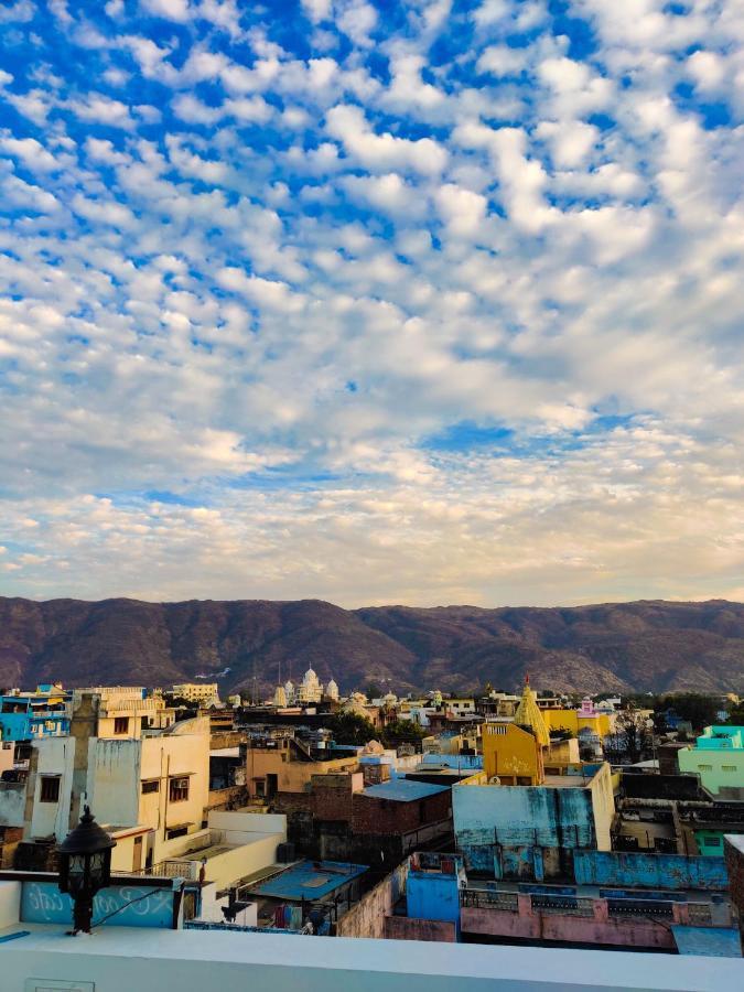 Varah Square Guest House Pushkar Exterior photo