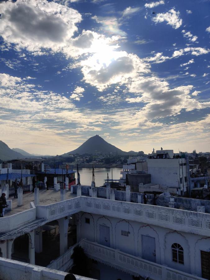 Varah Square Guest House Pushkar Exterior photo